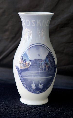 Royal Copenhagen
 
Vase 178, Rundskuevase 1924