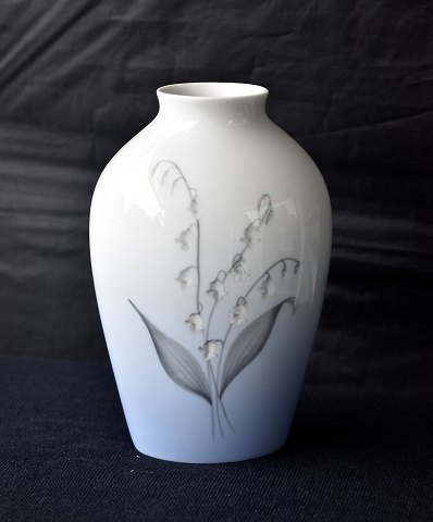 Bing & Grøndahl
Vase med Liljekonval
57-239