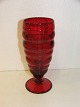 Rød vase eller drikkeglas