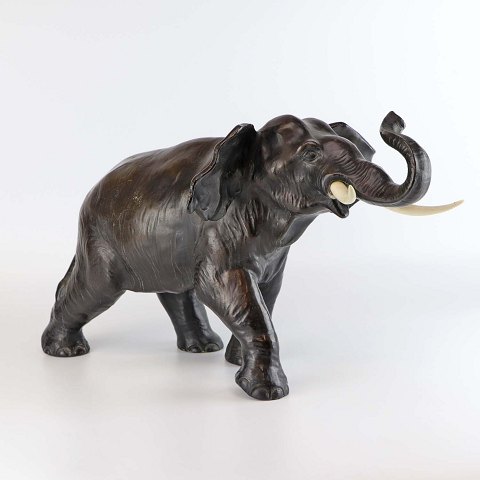 Stor elefant figur
Bronze
