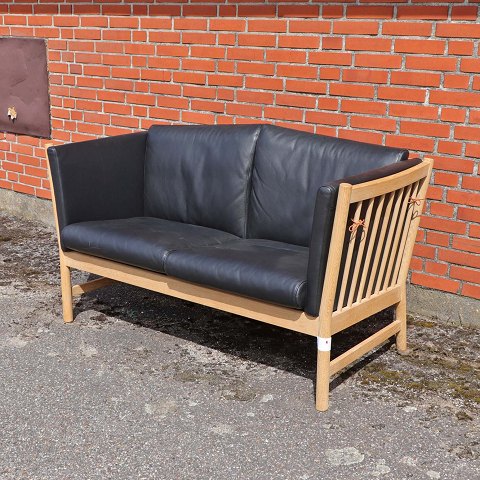 Tremmesofa 
Luna læder
2 pers.
149 cm
