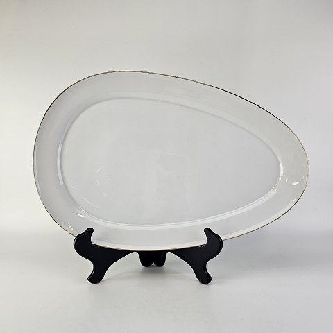 B&G
Dråbeformet fad
Leda 
Nr. 15
