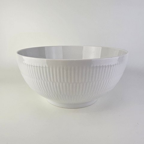 RC skål579Hvid Riflet24 cm