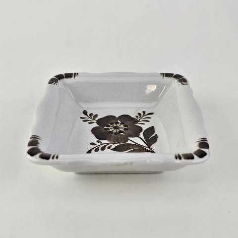 Aluminia asiet1270Tranquebar brun7,5 cm