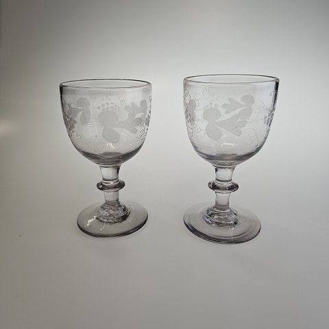 Vin og drikkeglas