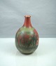 Keramik vase i rød og grøn farver